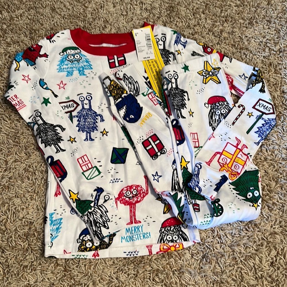 NWT - Place - Boy’s Pajama Set - Size 5